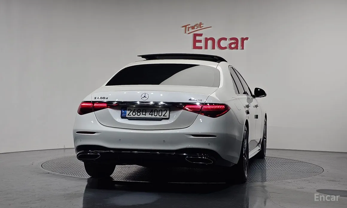 Фото 4 - Mercedes-Benz S-Class