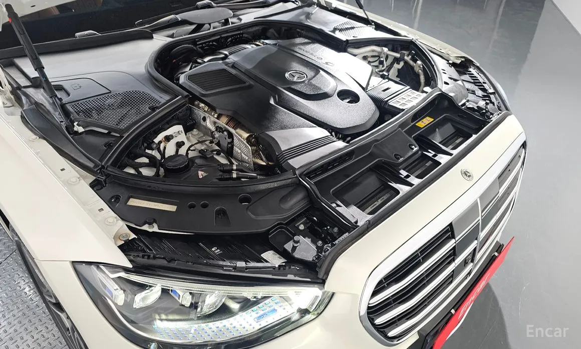 Фото 6 - Mercedes-Benz S-Class