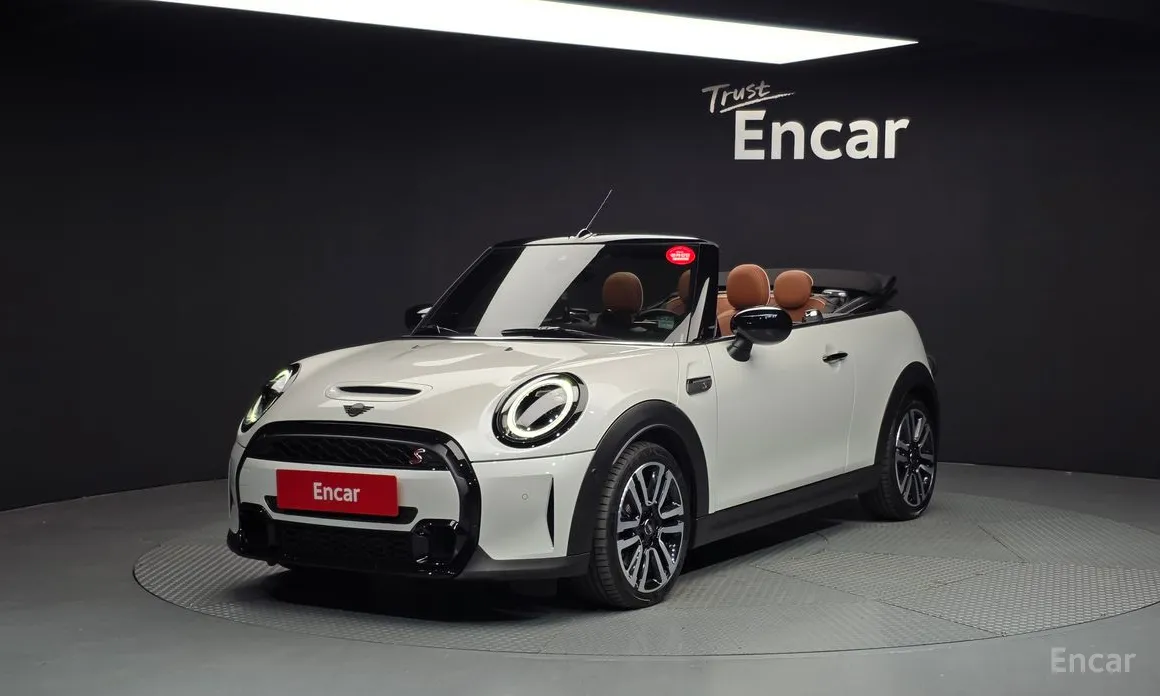 Фото 1 - Mini Cooper Convertible