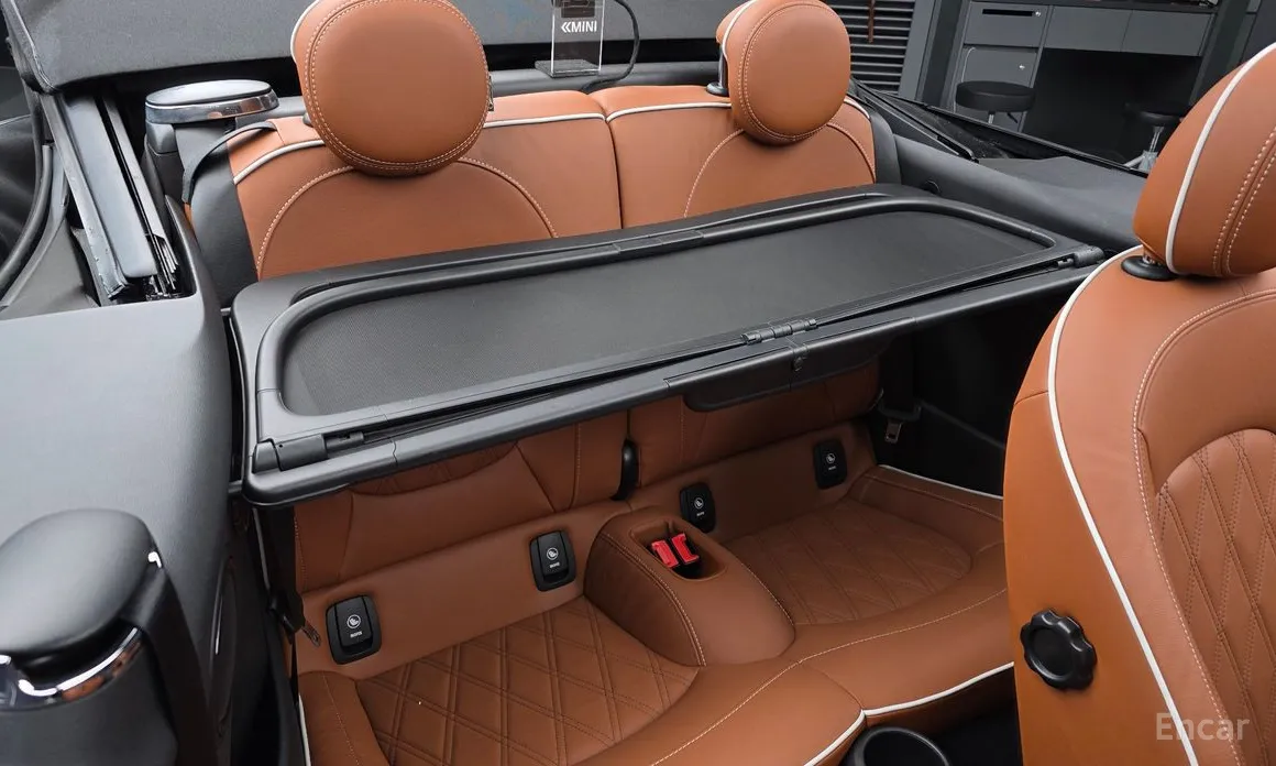 Фото 12 - Mini Cooper Convertible