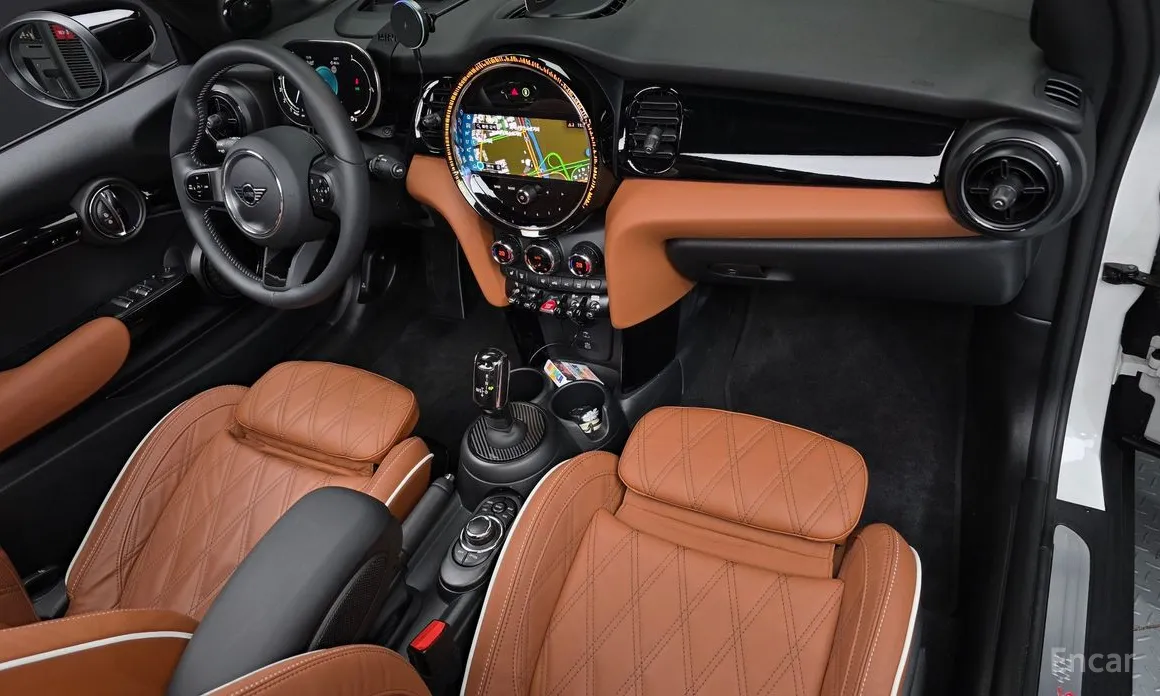 Фото 7 - Mini Cooper Convertible