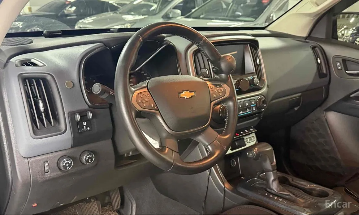 Фото 8 - Chevrolet Colorado