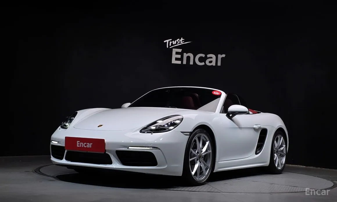 Фото 1 - Porsche 718