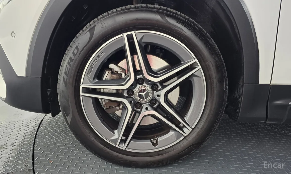 Mercedes-Benz GLB-Class 2020 GLB250 4MATIC
