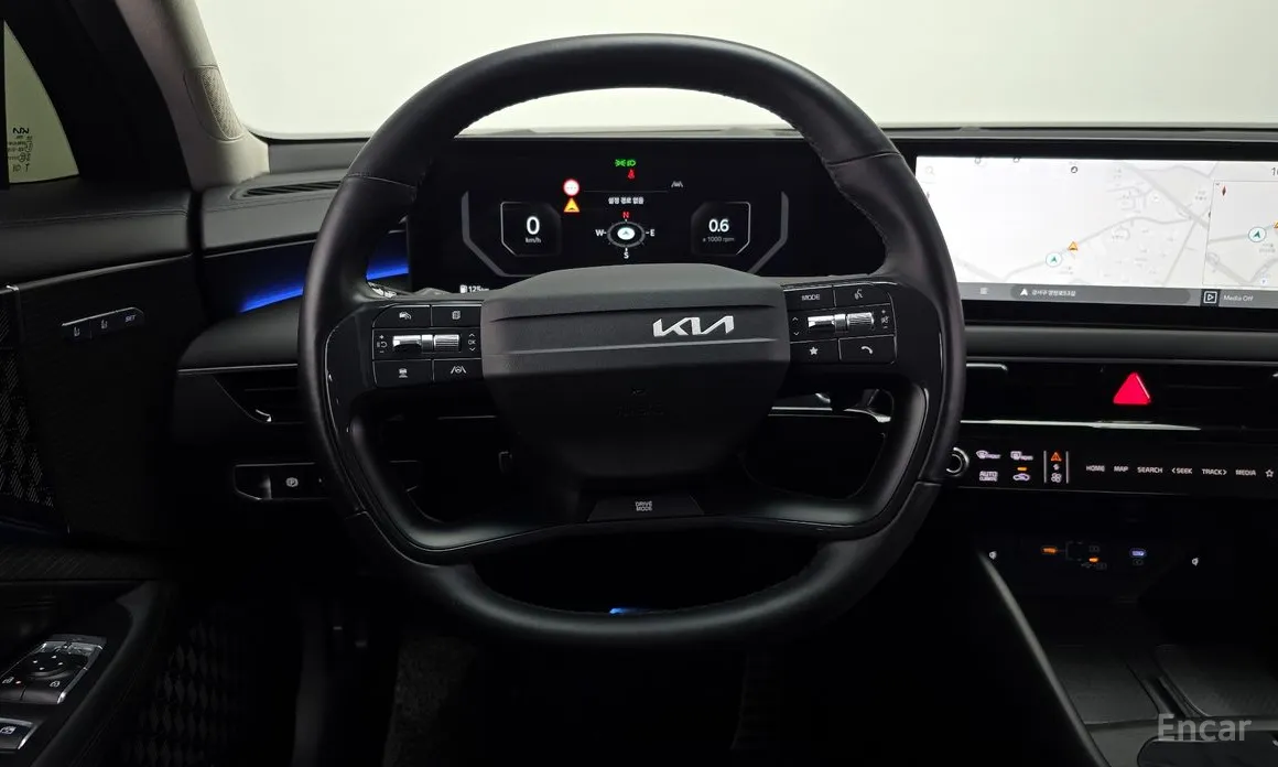 Фото 13 - Kia K8