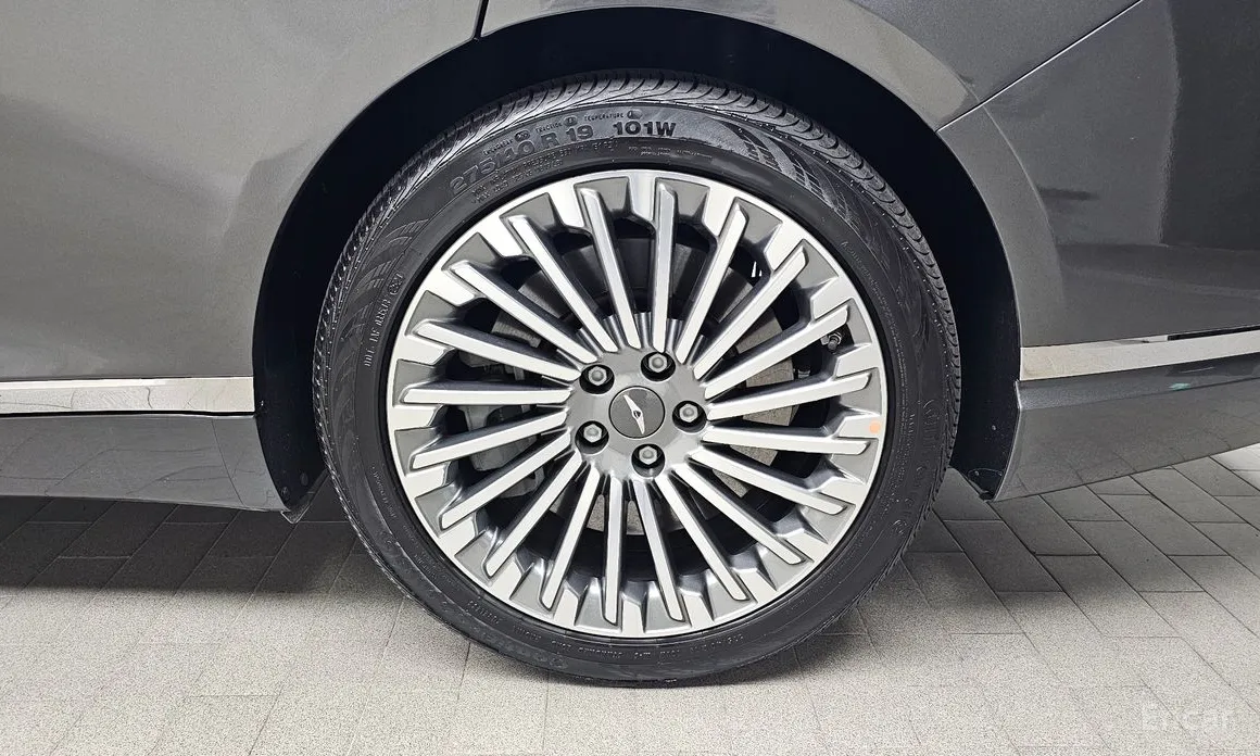 Фото 5 - Genesis G80