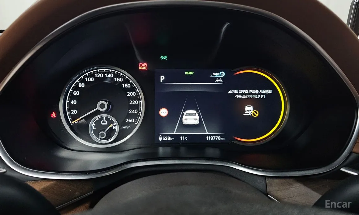 Фото 8 - Genesis G80