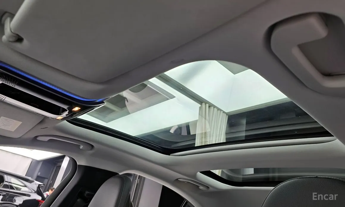 Фото 18 - Mercedes-Benz E-Class