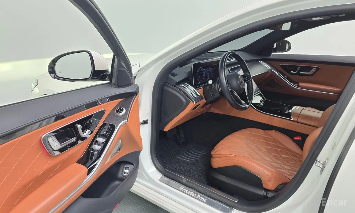 Фото 10 - Mercedes-Benz S-Class