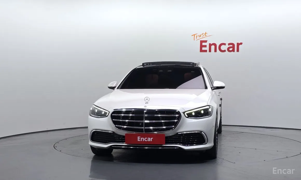 Фото 3 - Mercedes-Benz S-Class