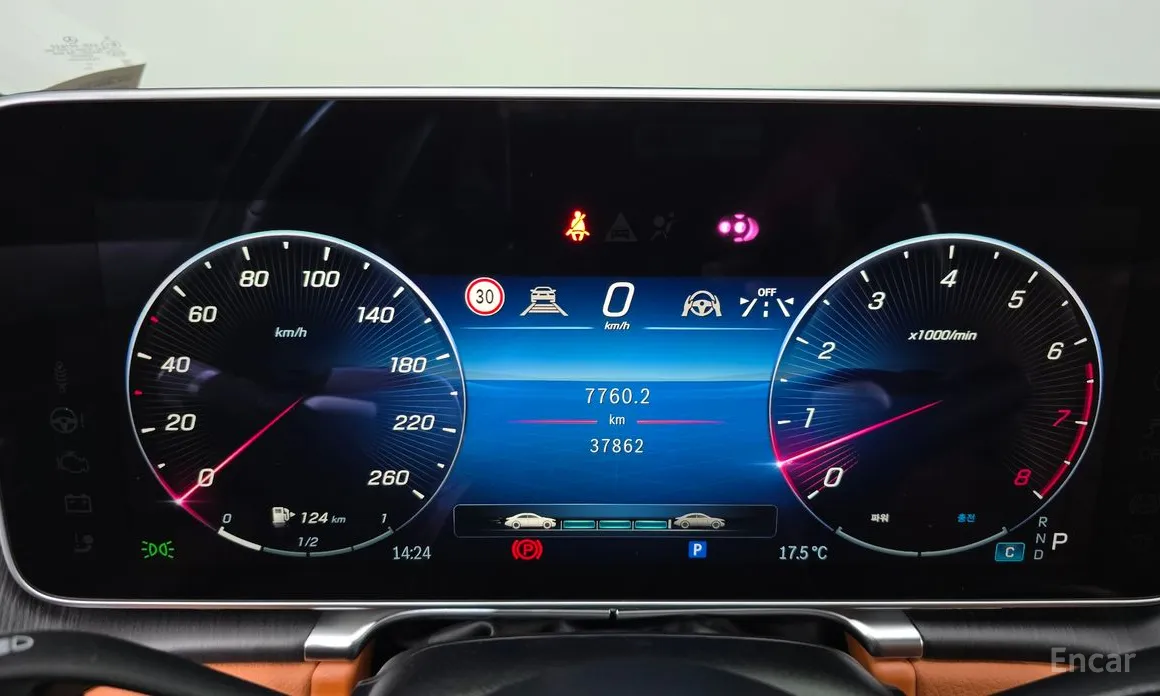 Фото 8 - Mercedes-Benz S-Class