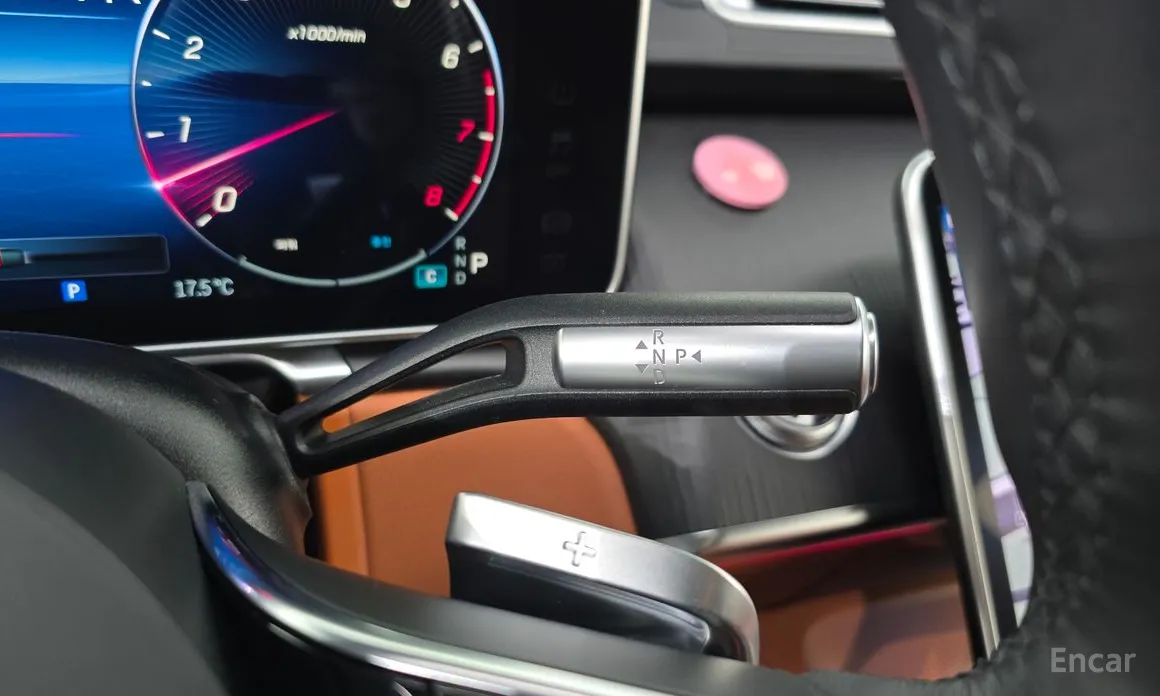 Фото 9 - Mercedes-Benz S-Class