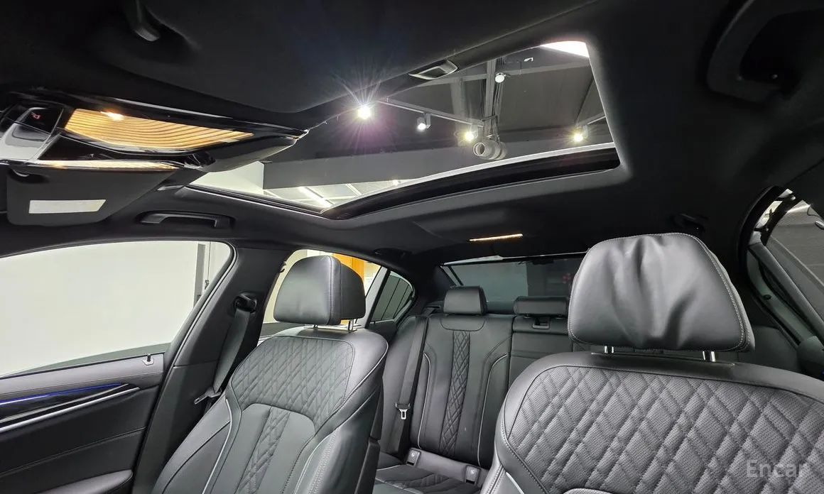 Фото 12 - BMW 5 Series