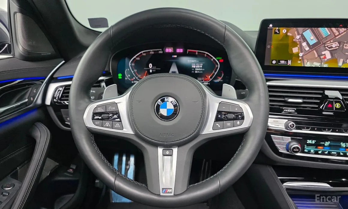 Фото 14 - BMW 5 Series