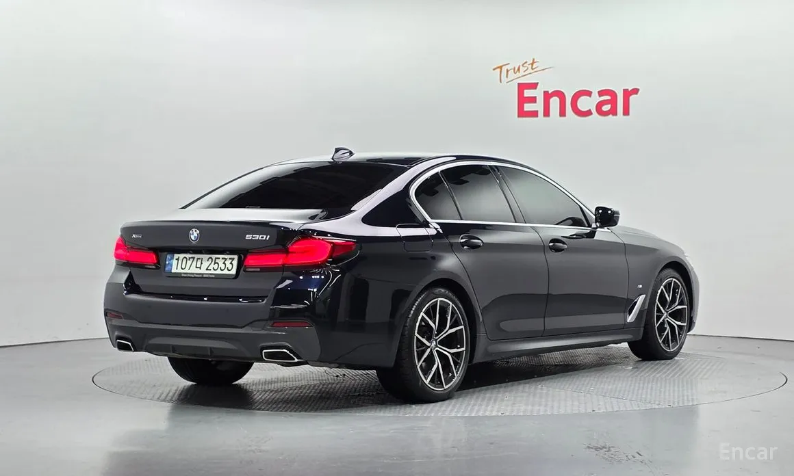 Фото 2 - BMW 5 Series