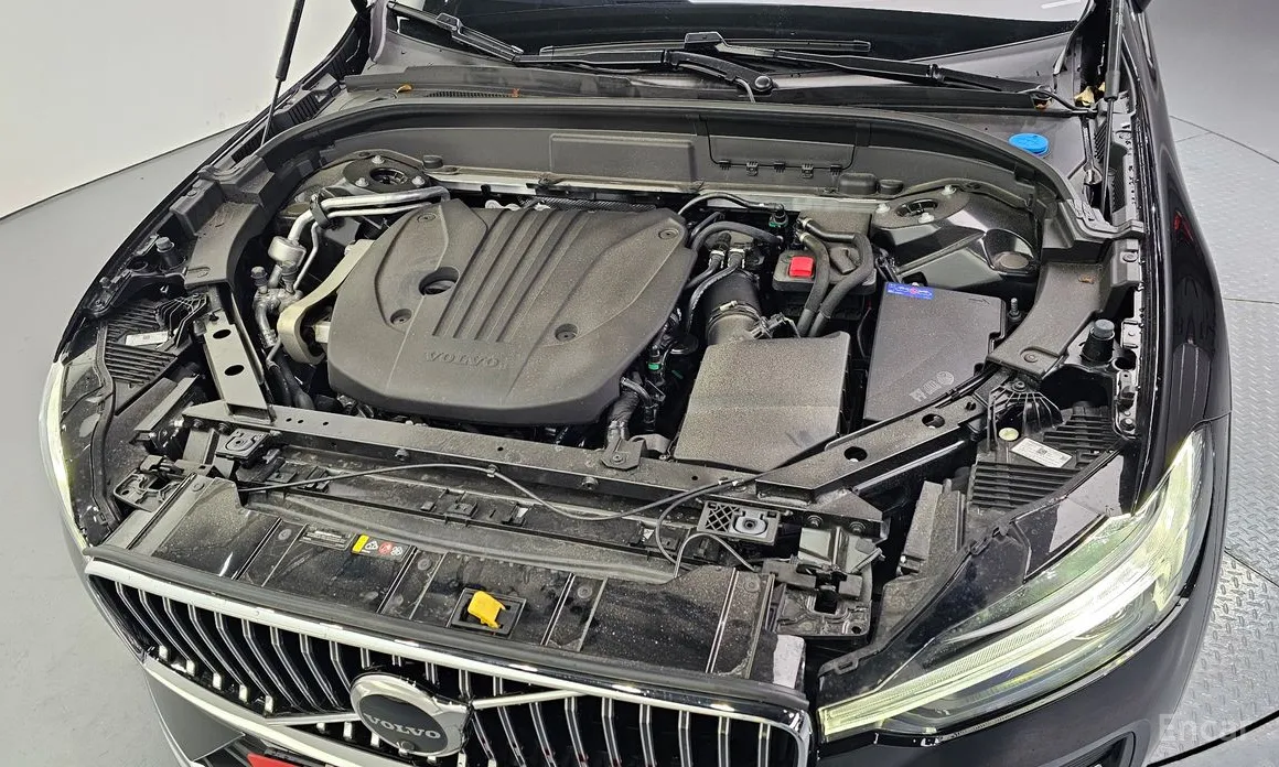 Фото 6 - Volvo XC60