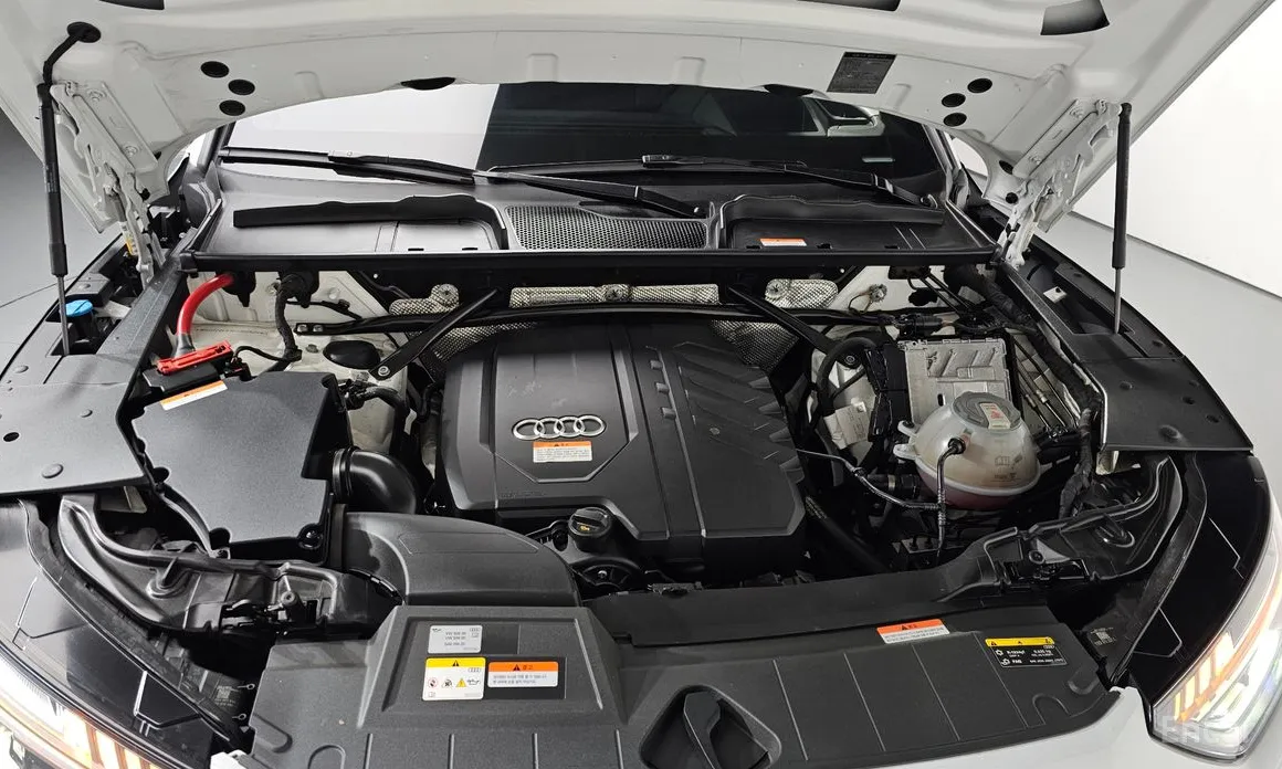 Фото 6 - Audi Q5