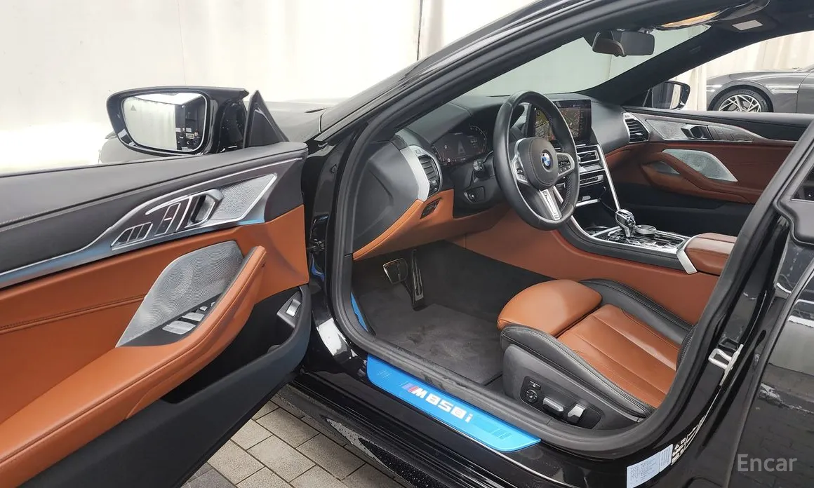 Фото 10 - BMW 8 Series