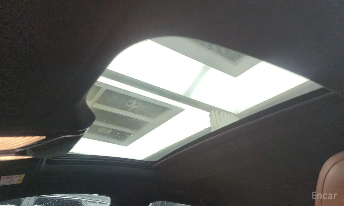 Фото 18 - BMW 8 Series