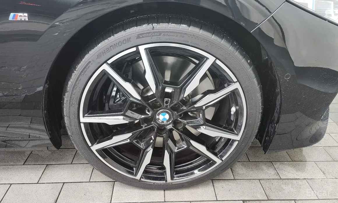 Фото 5 - BMW 8 Series