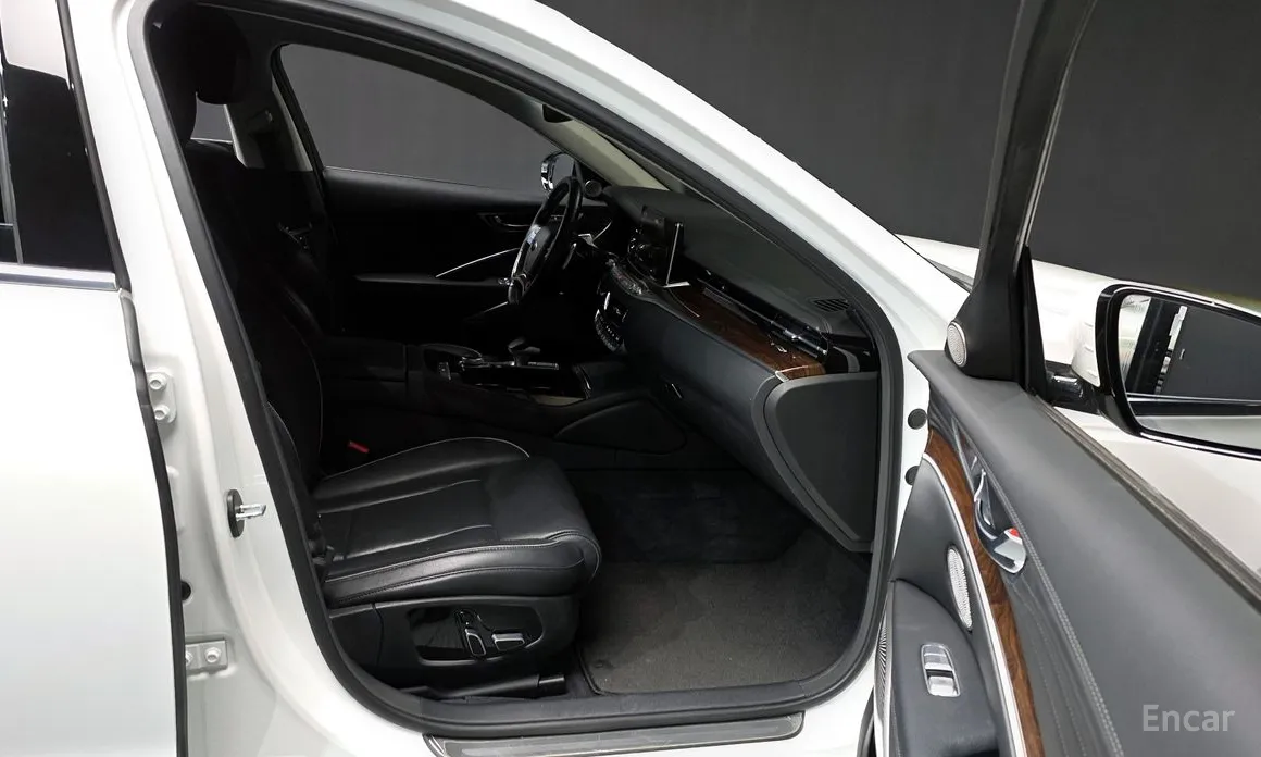 Фото 11 - Kia K9