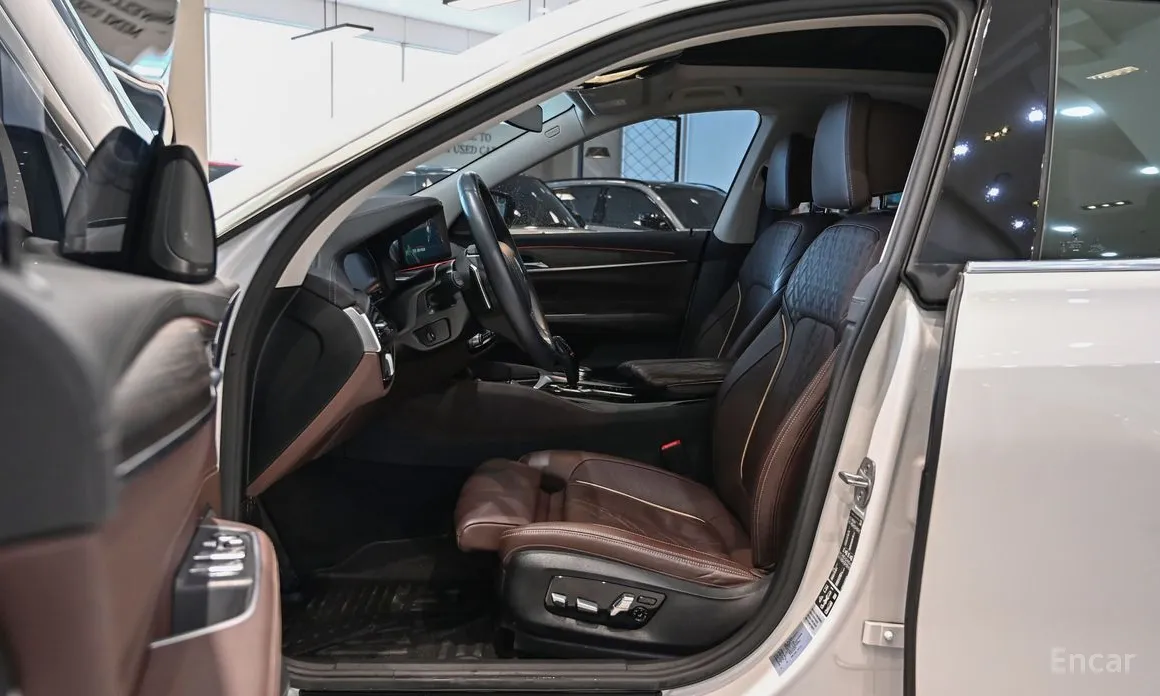 Фото 10 - BMW Gran Turismo