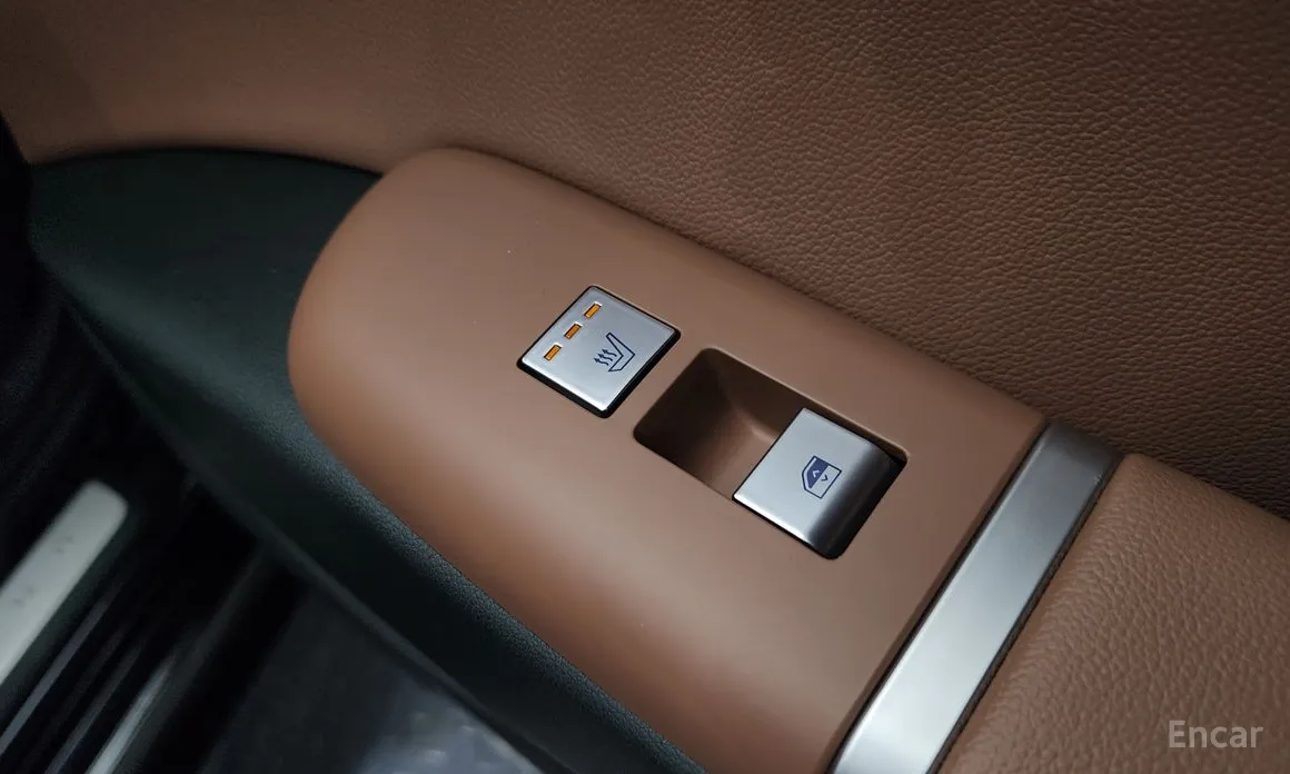 Фото 18 - Hyundai Grandeur