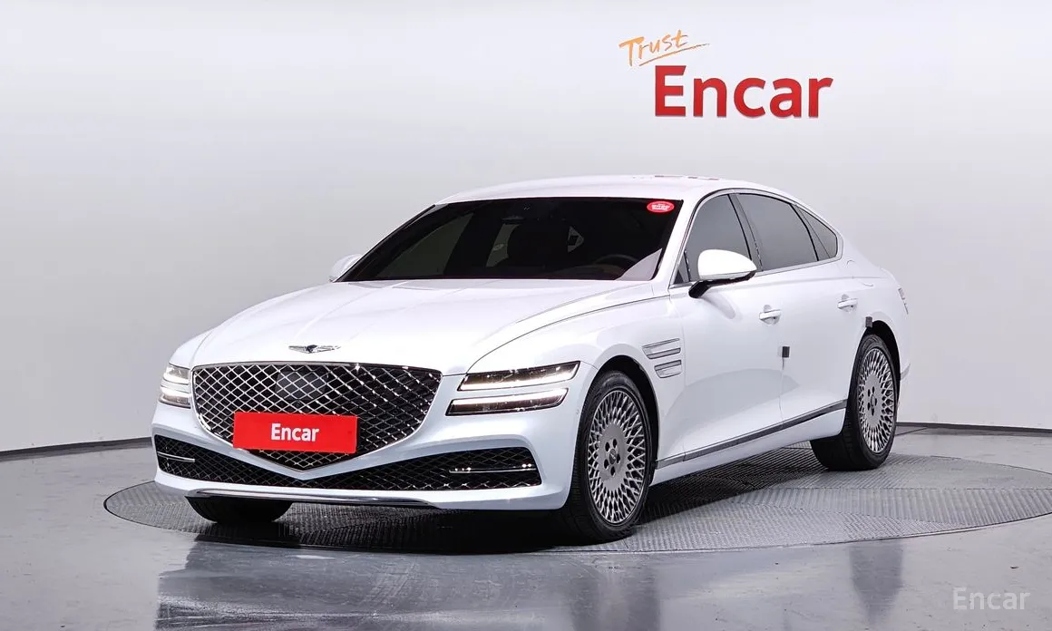 Фото 1 - Genesis G80