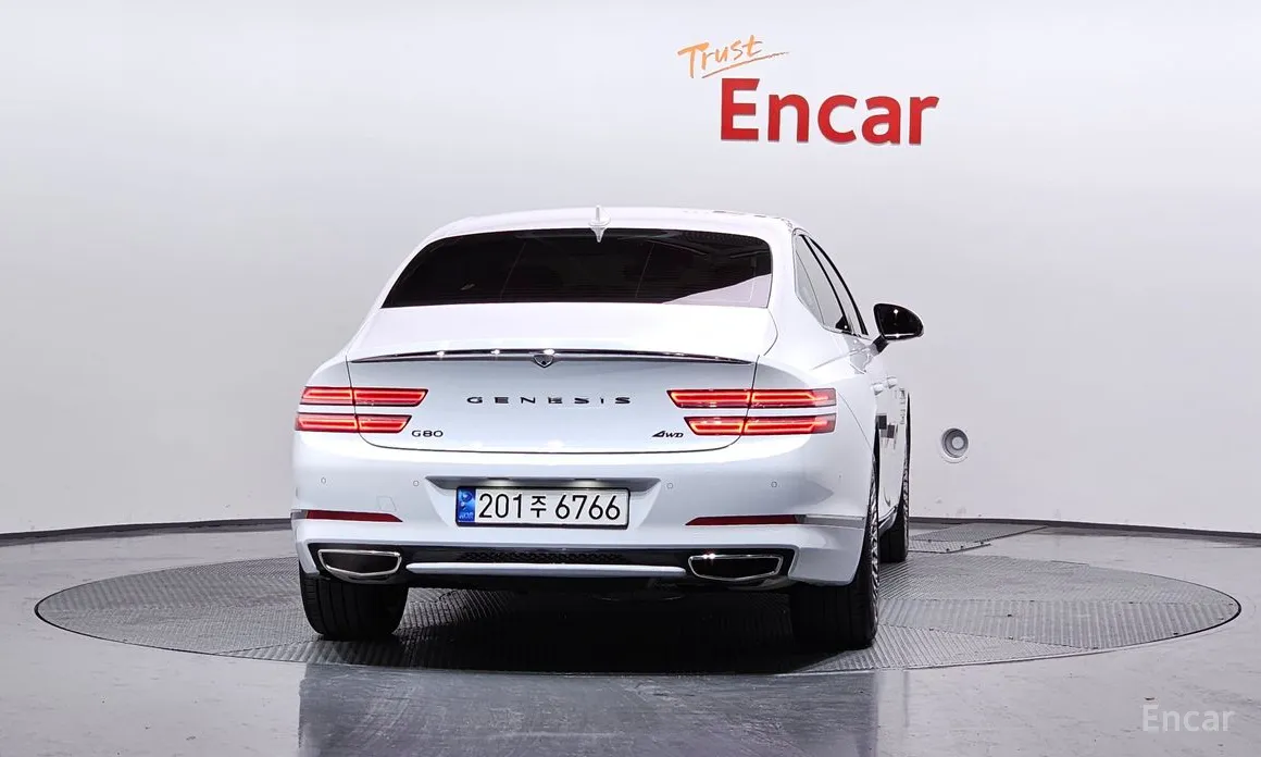 Фото 4 - Genesis G80