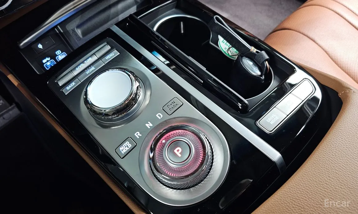 Фото 9 - Genesis G80