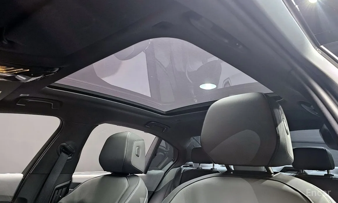 Фото 19 - BMW 5 Series