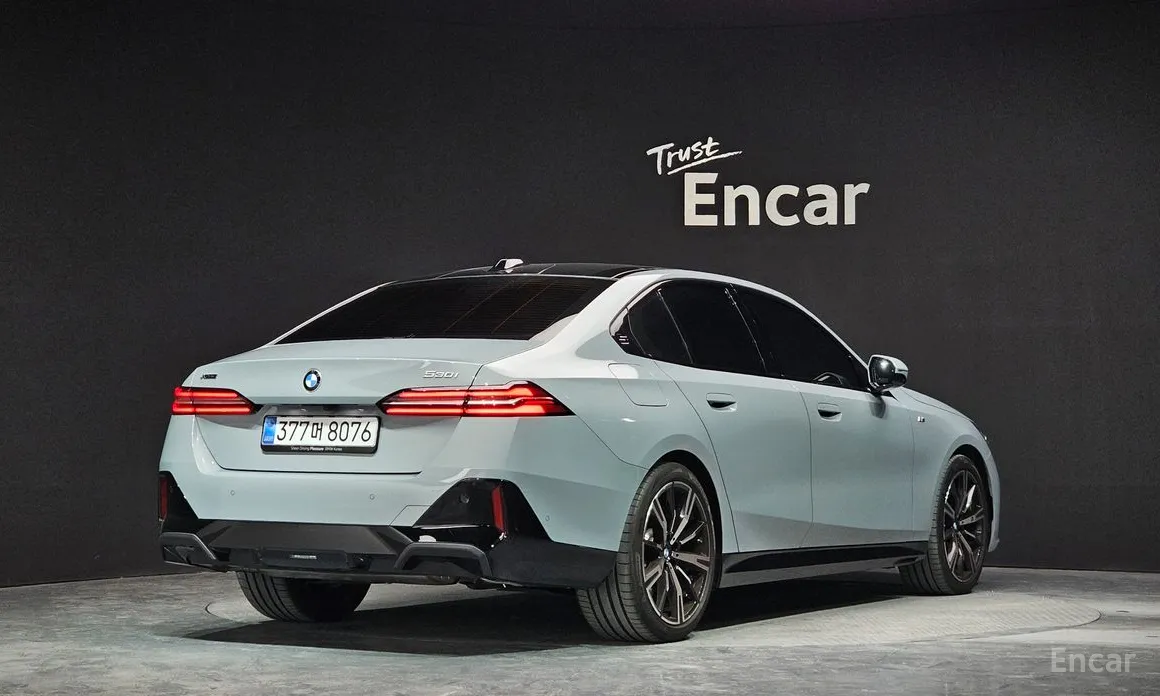 Фото 2 - BMW 5 Series