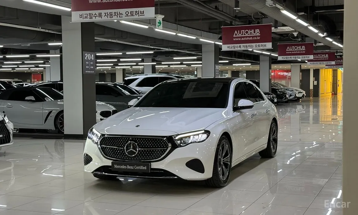 Фото 1 - Mercedes-Benz E-Class