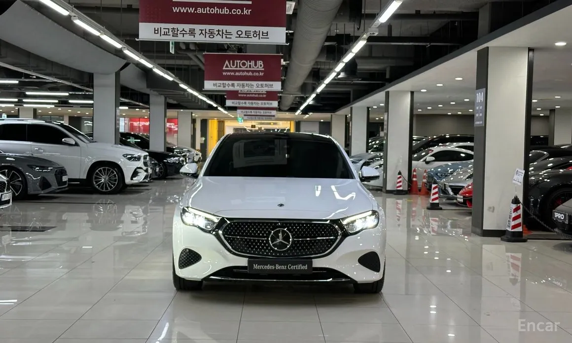 Фото 2 - Mercedes-Benz E-Class