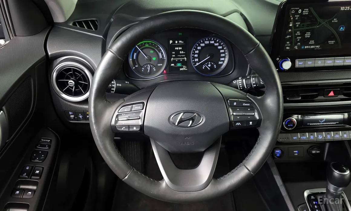 Фото 17 - Hyundai Kona