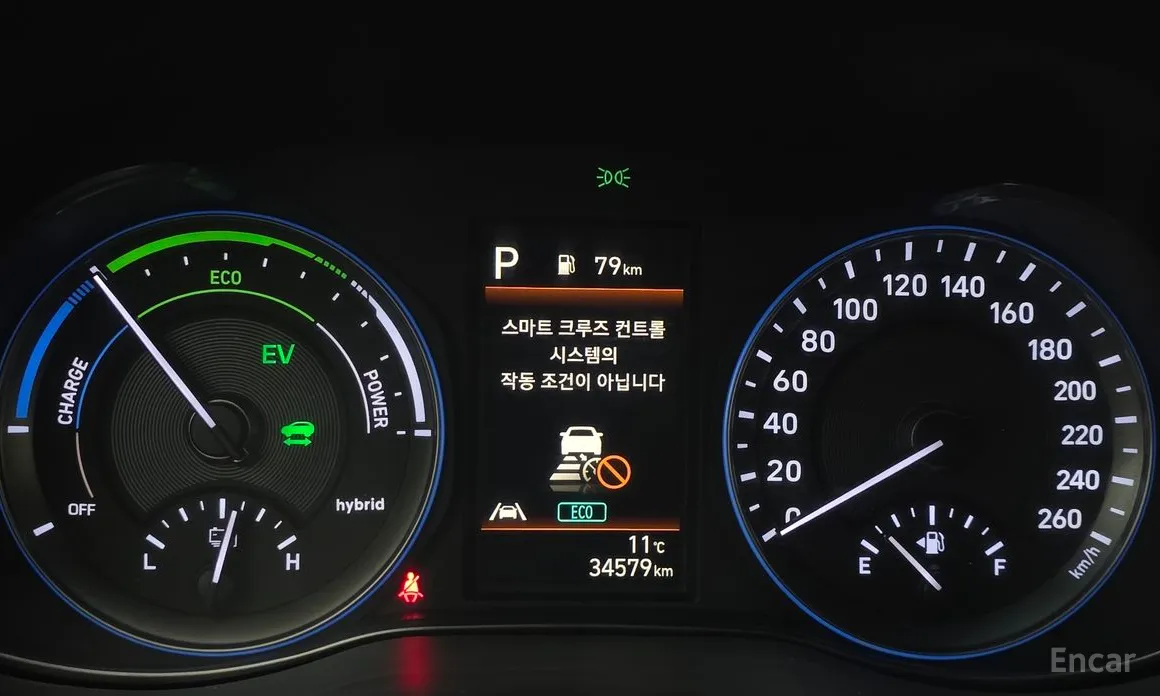 Фото 8 - Hyundai Kona