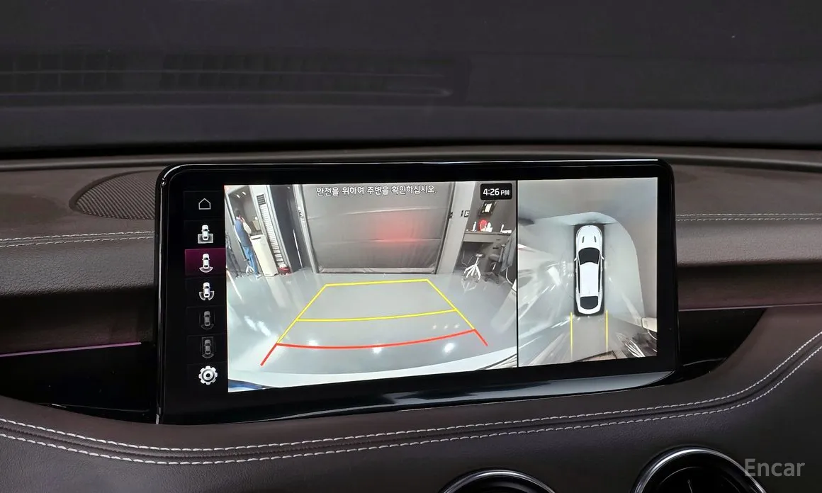 Фото 16 - Kia Stinger