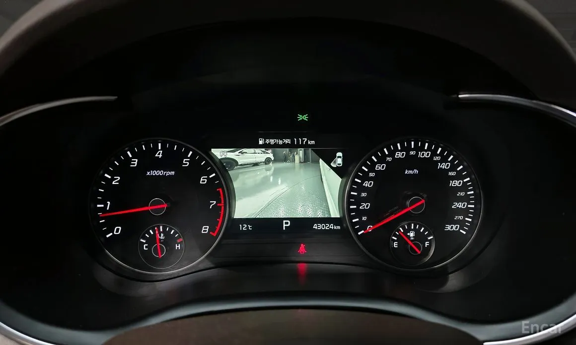 Фото 8 - Kia Stinger