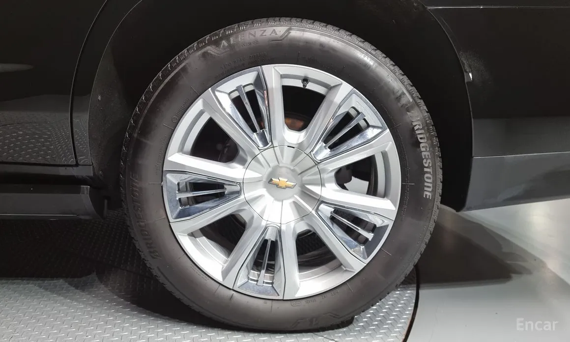 Фото 5 - Chevrolet Tahoe