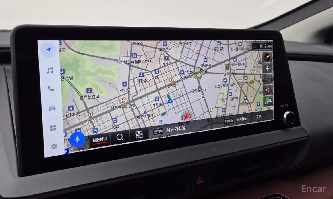 Фото 12 - Toyota Prius