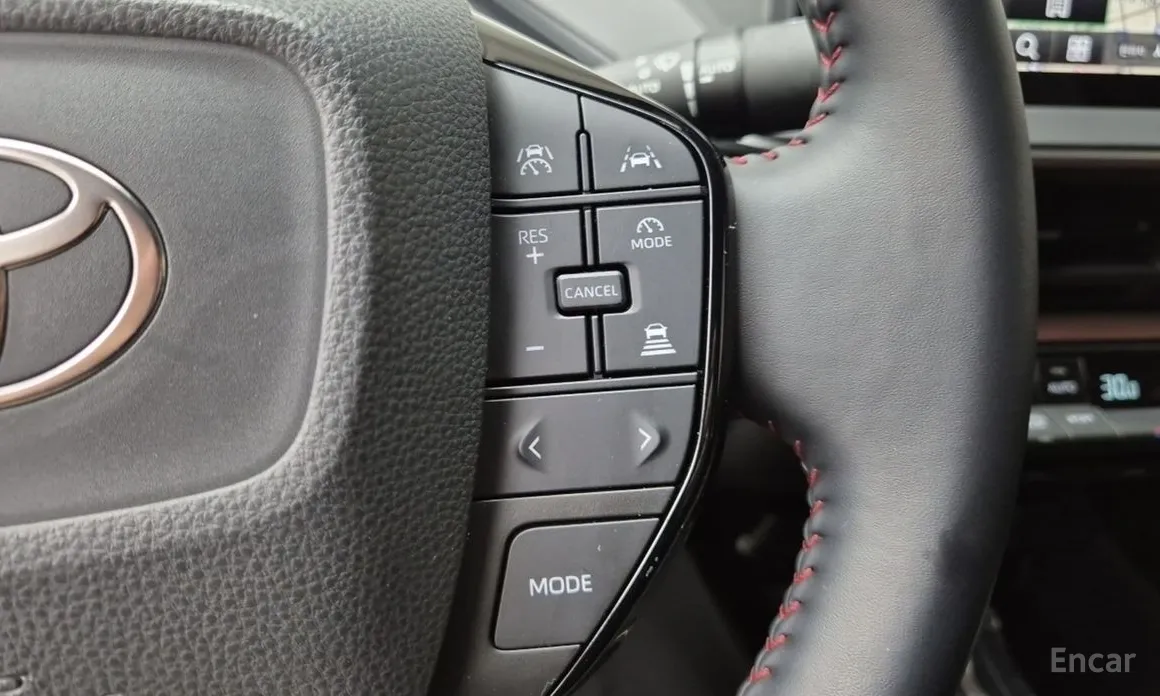 Фото 16 - Toyota Prius