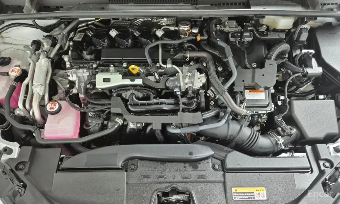 Фото 6 - Toyota Prius