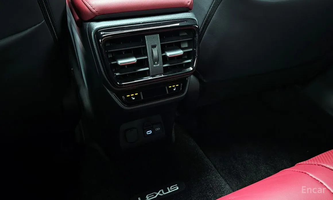 Фото 17 - Lexus NX