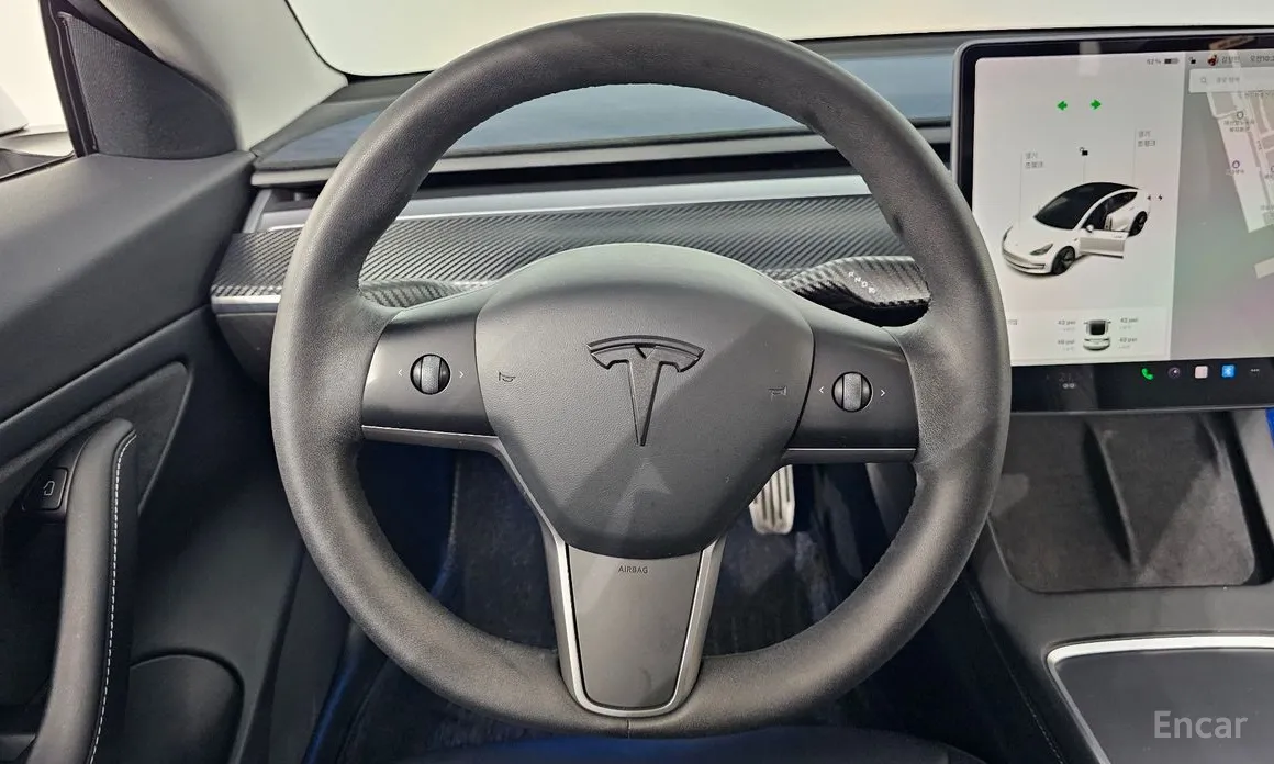 Фото 13 - Tesla Model 3