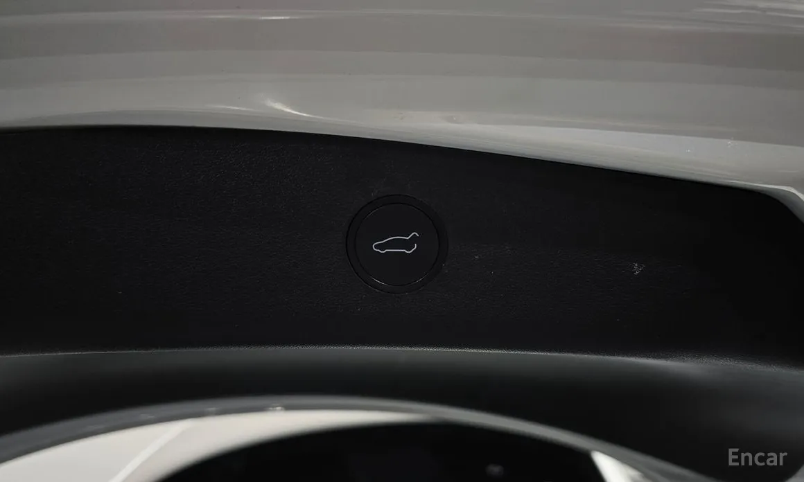 Фото 20 - Tesla Model 3