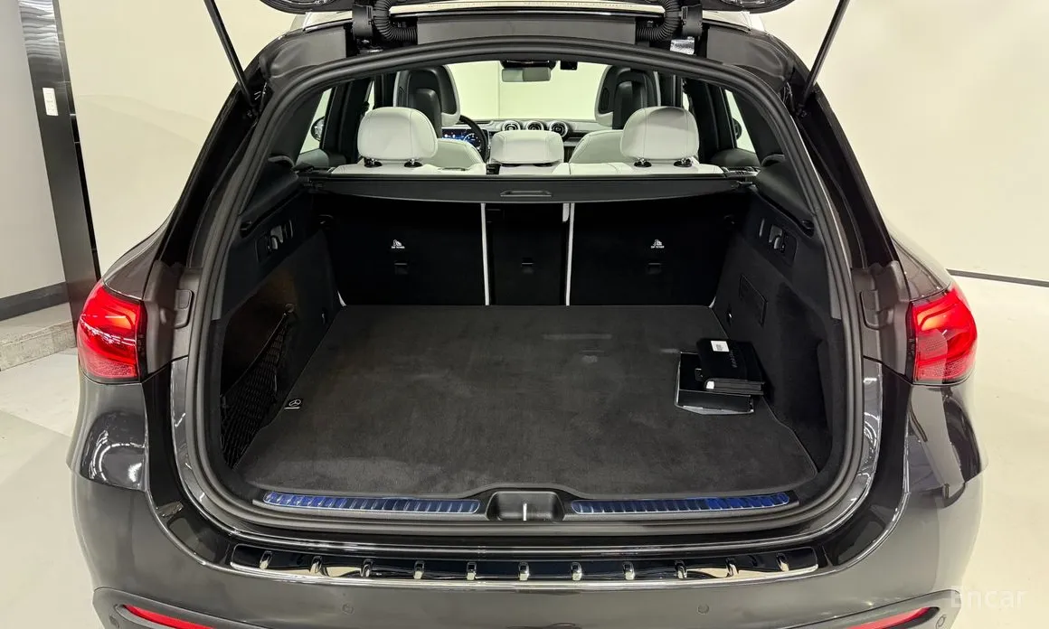 Фото 18 - Mercedes-Benz GLC-Class