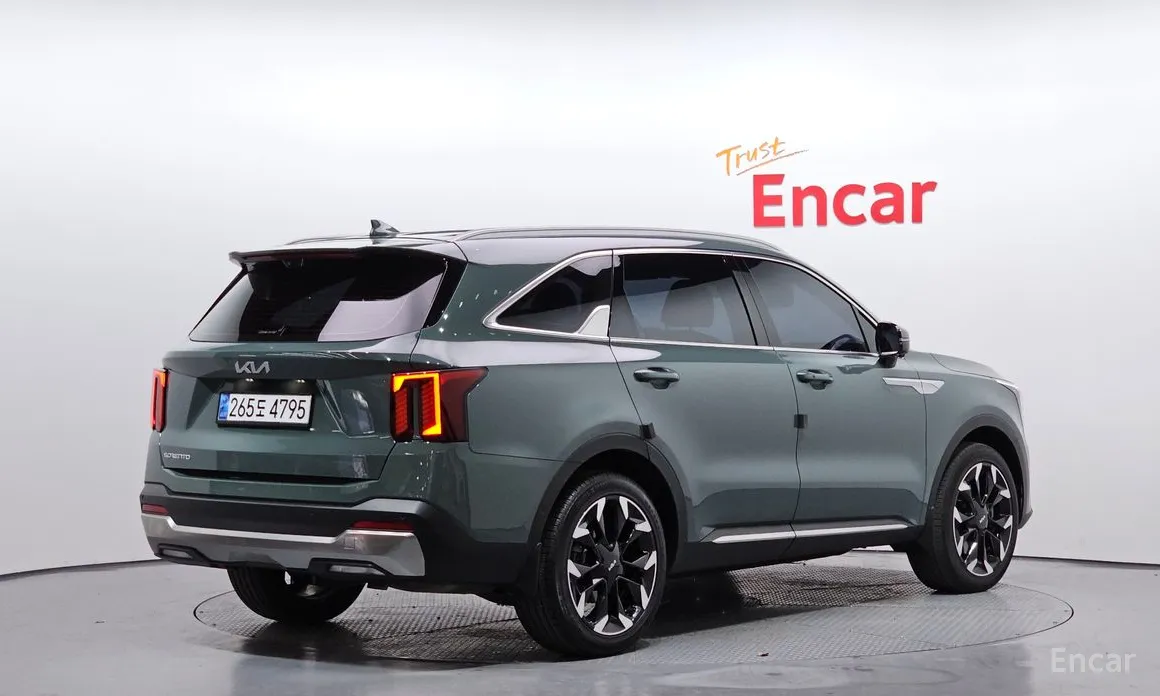 Фото 2 - Kia Sorento