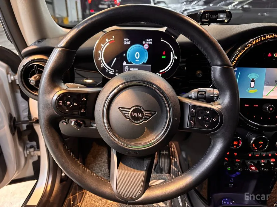 Фото 6 - Mini Cooper