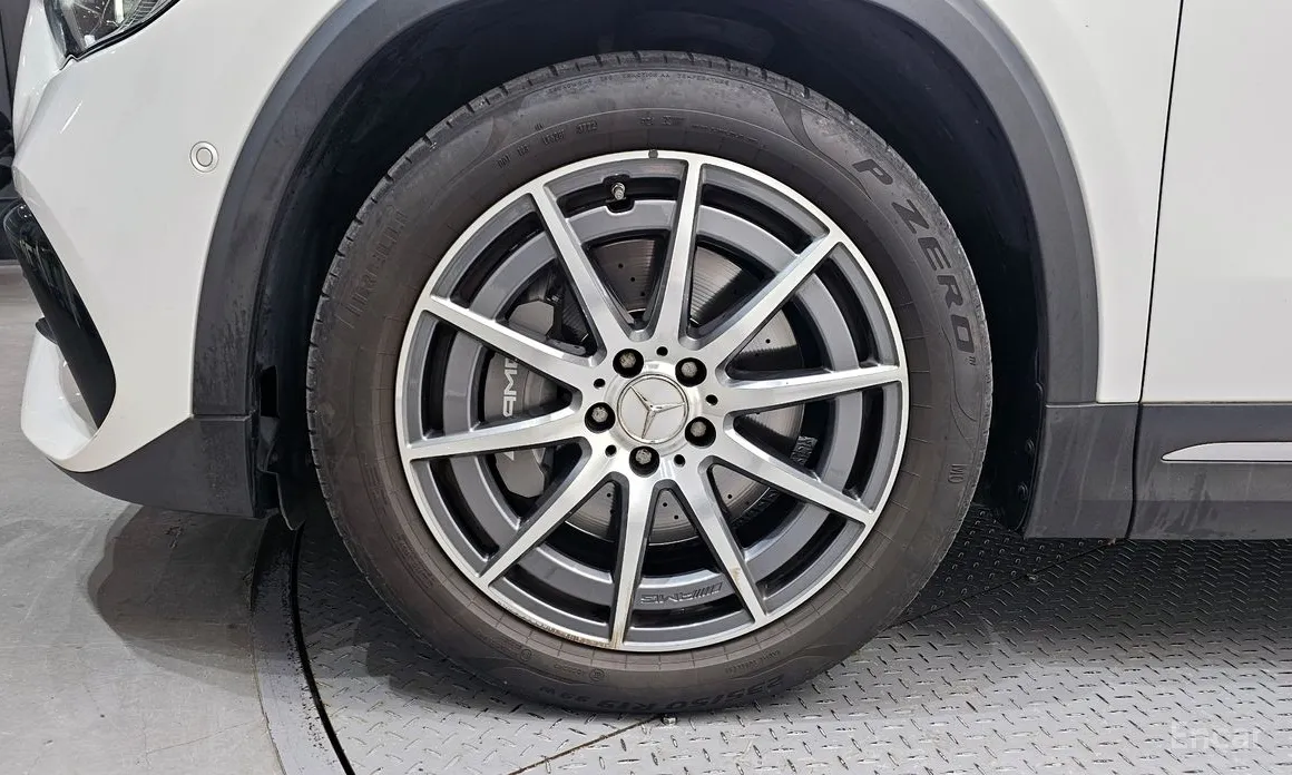 Фото 5 - Mercedes-Benz GLA-Class