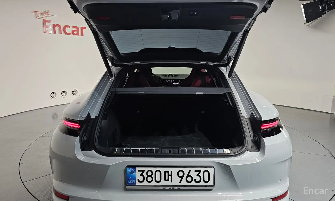 Фото 20 - Porsche Panamera